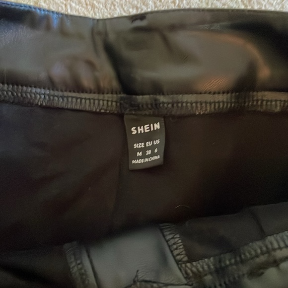 High waisted flare leather pants size M - Picture 6 of 7